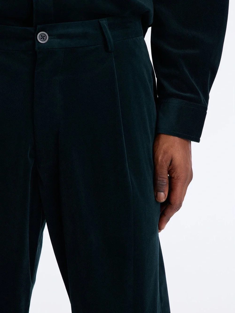 N/A classic pleated